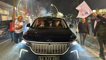 AK Parti Rize Belediye Başkan Adayı Rahmi Metin Coşkuyla Karşılandı
