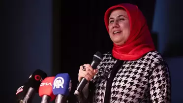 Ankara Yıldırım Beyazıt Üniversitesi öğrencileri depremzedelere yardım için konser verdi