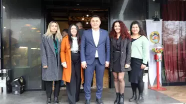 Alanya Belediye Başkanı Adem Murat Yücel, Çalışan Gazetecileri Onurlandırdı