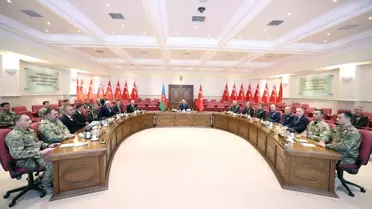 Milli Savunma Bakanı Yaşar Güler, Azerbaycanlı gazilerle bir araya geldi