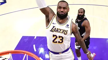 Los Angeles Lakers, Los Angeles Clippers'ı mağlup etti