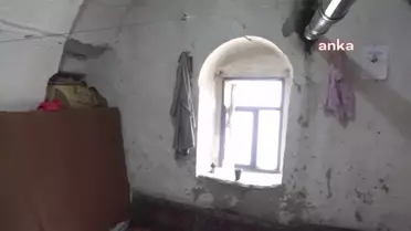 Aksaray'da yangında evleri yanan çift, 2 yıldır yapılmayan evlerini istiyor
