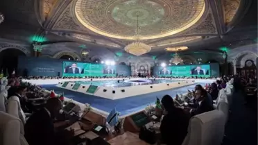Bakan Bayraktar, Suudi Arabistan'da Geleceğin Mineralleri Forumu'na katıldı