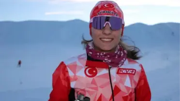 Milli kayakçılar, yeterli kar bulunamadığı için antrenmanlarını Yüksekova'da sürdürüyor