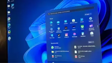 Windows 11'de Notepad için yapay zeka desteği yolda olabilir