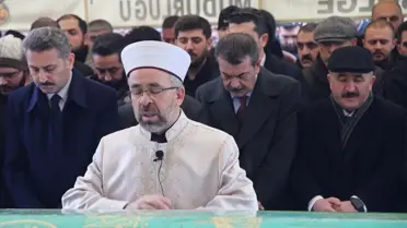 Milli Eğitim Bakanı Yusuf Tekin, Şadi İşeri'nin cenaze namazına katıldı