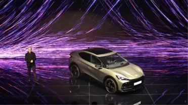 Cupra, İstanbul'da gelecek hedeflerini paylaştı: İşte Cupra Tavascan ve Cupra Born özellikleri