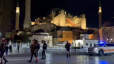 İstanbul'da yapılan Genel Güvenlik uygulamasında Yunus polis ekipleri şüpheli şahısları durdurdu