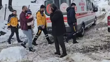 Kardan kapanan yolun açılmasıyla bebek hastaneye kaldırıldı