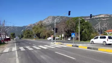 Gökova Kavşağına Sinyalizasyon Sistemi Kuruldu