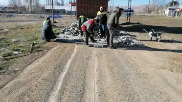 Sivas Ulaş'ta Kilit Parke Taşı Döşeme Çalışmaları Devam Ediyor