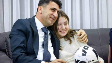 Bilecik Valisi Şefik Aygöl, Şehit Mehmet Zengin'in Ailesiyle Buluştu