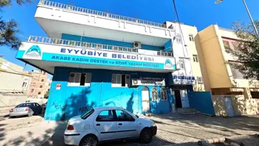 Eyyübiye Belediyesi Kadın Destek Merkezleri Kadınlara Yardım Ediyor
