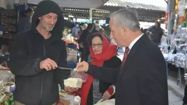Gerze Belediye Başkanı Pazar Esnafını Ziyaret Etti