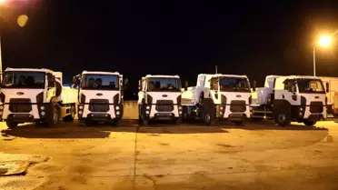 İzmit Belediyesi Araç Filosuna 11 Kamyon Daha Ekledi