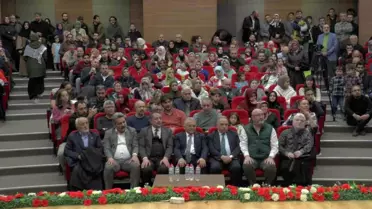 Kayseri'de 'Sen Bende Eksiksin Kudüs' Tiyatro Oyunu Sergilendi