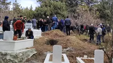 Denizli'de krom madeni sahasında elektrik hattı çeken işçi hayatını kaybetti