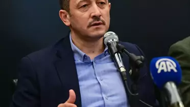 AK Parti İzmir Büyükşehir Belediye Başkan adayı Hamza Dağ, MHP İzmir İl Başkanlığını ziyaret etti