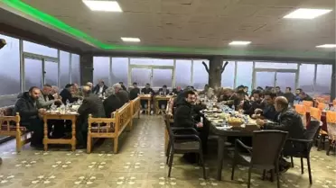 Diyarbakır Kaymakamı Kavga Eden Aileleri Barıştırdı