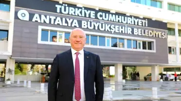 Antalya Büyükşehir Belediyesi, Tekerlekli Sandalye Tenis Milli Takımı'na ekipman desteği sağladı