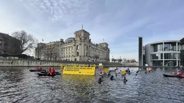 Greenpeace, Alman hükümetinin iklim politikasını protesto etti