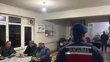Edirne'de Jandarma Ekipleri Telefon ve İnternet Dolandırıcılığıyla İlgili Köylerde Bilgilendirme Yaptı