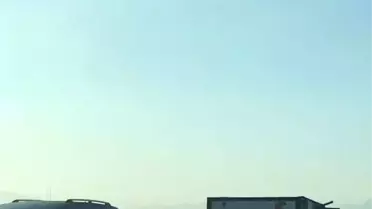 Sakarya'da Buzlanma Nedeniyle Birçok Araç Kaza Yaptı
