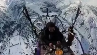 Erzincan'da Gökyüzünde Kahvaltı Viral Oldu