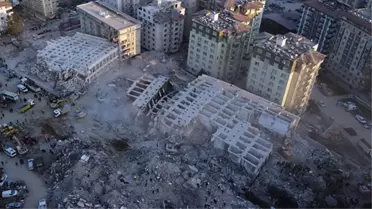 Hatay'da 269 kişiye mezar olan Rönesans Rezidans'ın müteahhidinden skandal sözler: Bina yan yattı çökmedi