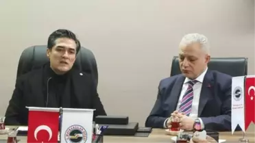 İYİ Parti İBB Adayı Buğra Kavuncu, Zeytinburnu'nda esnafla buluştu