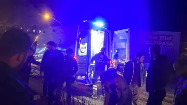 Antalya'da motosiklet kazası: 2 kişi yaralandı