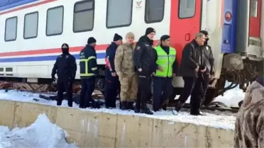 Muş'ta Yolcu Treni Boğa Yüklü TIR'a Çarptı: 2 Ölü, 2 Yaralı