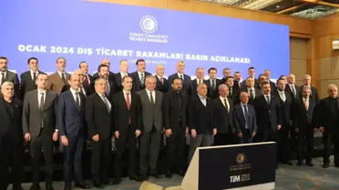 Ticaret Bakanı: Türkiye'nin ihracatı rekor kırarak artıyor