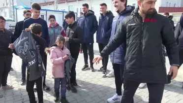Amedspor ile İskenderunspor maç öncesi depremzedelerle buluştu