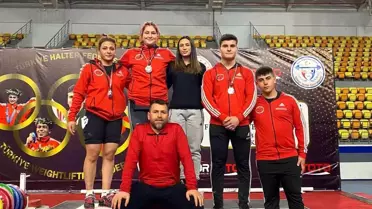 Ankara'da düzenlenen Halter Türkiye Şampiyonası'nda Kayserili sporcular derece yaptı