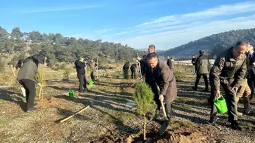 Çanakkale'de depremde hayatını kaybedenler için hatıra ormanı oluşturuldu