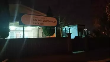 Kocaeli'de Okul Bahçesinde Bıçaklı Saldırı: 1 Ölü