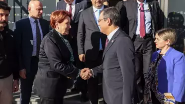 CHP Genel Başkanı Özgür Özel, İYİ Parti Genel Başkanı Meral Akşener'e taziye ziyaretinde bulundu