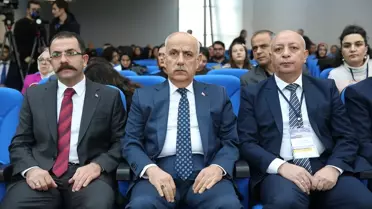 Kahramanmaraş İstiklal Üniversitesi'nde Deprem ve Mekan Sempozyumu Başladı