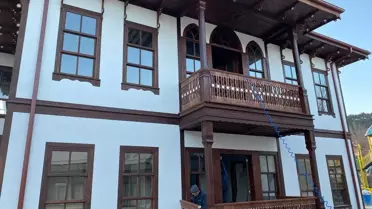 Taraklı'da devam eden restorasyon çalışmaları incelendi