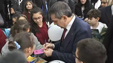 Milli Eğitim Bakanı Yusuf Tekin, 6. Verimlilik ve Teknoloji Fuarı'nı ziyaret etti