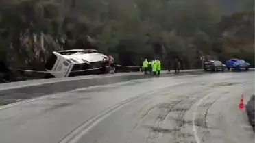 Antalya'da Otobüs Kazası: 21 Yaralı