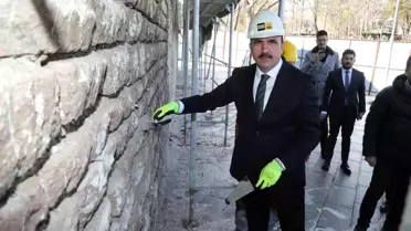 Konya Büyükşehir Belediyesi, Karamanoğlu Mehmet Bey Hamamı'nın Restorasyonunu Başlattı