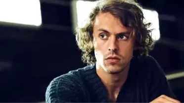 'Sandık Kokusu' Dizisinin Oyuncusu Metin Akdülger Trafikte Tartıştığı Adamı Tartakladığı İddia Edildi