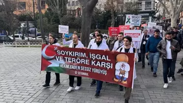 İstanbul'da Doktorlar İsrail'in Gazze'ye Yönelik Saldırılarına Tepki Gösterdi
