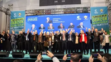 Kütahya'da AK Parti'nin İlçe ve Belde Belediye Başkan Adayları Tanıtıldı