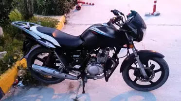 Aydın'da plakası ve şase numarası bulunmayan motosiklet jandarma tarafından muhafaza altına alındı