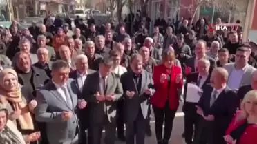 MHP'li vekil kazanmaları için hocadan dua istedi