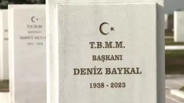 CHP 4. Genel Başkanı Deniz Baykal'ın Vefatının Yıl Dönümünde Anma Töreni Düzenlendi