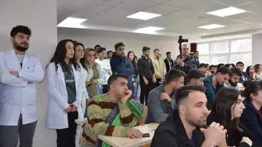 Dicle Üniversitesi Veterinerlik Fakültesi Öğretim Üyesi Prof. Dr. Ömer Demet için anma töreni düzenlendi